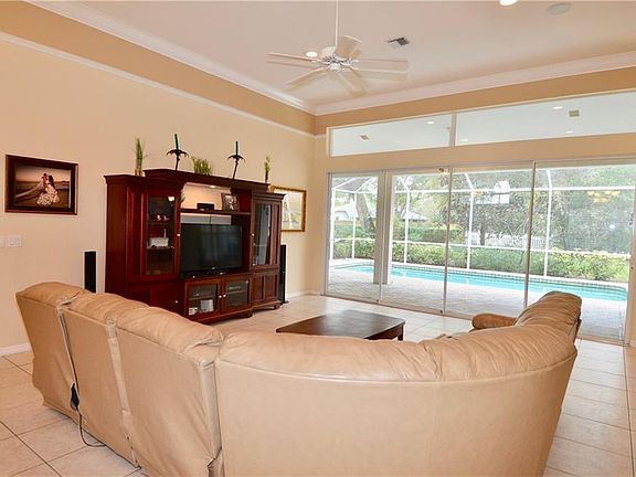 3rd image of 1024 Aron Cir