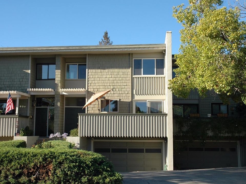 1st image of 659 Fox Ct E