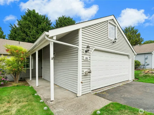 8801 27th Street W #8B, University Place, WA 98466