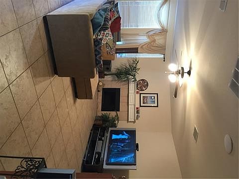 5th image of 652 Lake City Dr