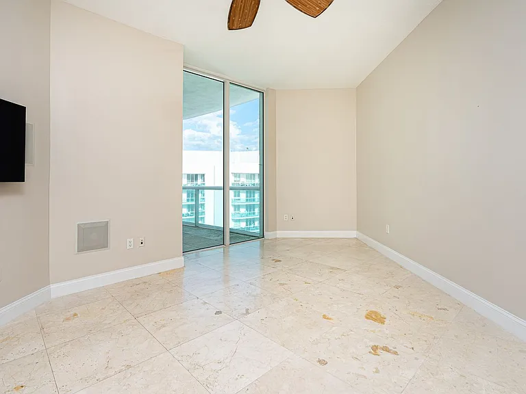 231 Riverside Dr #2606 — Photo 14