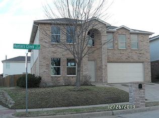 4051 Hunters Creek Dr, Fort Worth, TX 76123