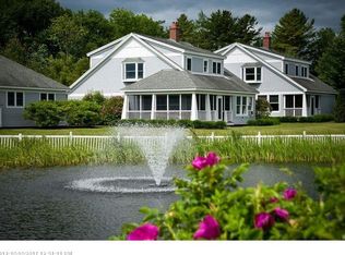 45 Village Way APT 34, Rockport, ME 04856