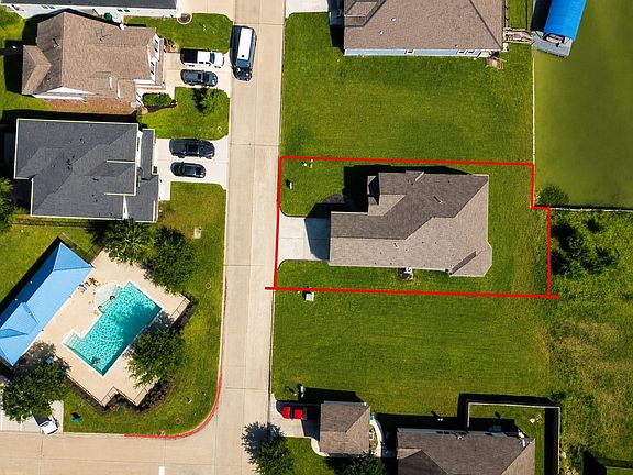 2nd image of 10749 S Lake Mist Ln