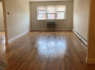 1915 Strang Ave, Bronx, NY 10466