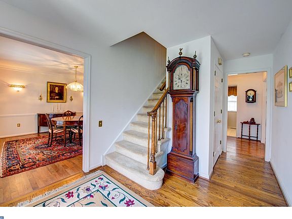 4th image of 75 Beech Hill Dr