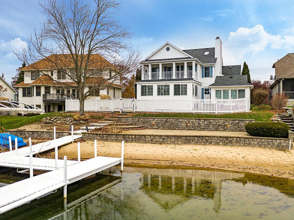 1st image of 21296 Sail Bay Dr