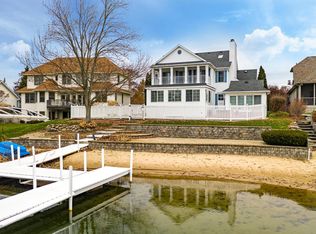21296 Sail Bay Dr, Cassopolis, MI 49031