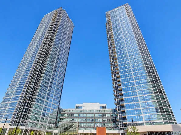 2916 Highway 7 St #1201, Vaughan, ON L4K 0G3