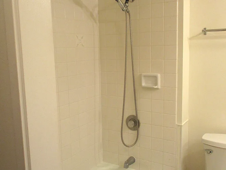1560 Kanunu St #920 — Photo 9