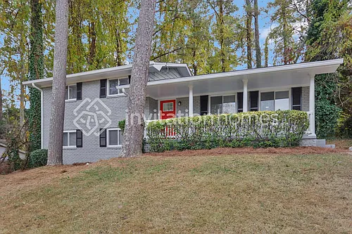 2631 Cavalier Dr Photo 1