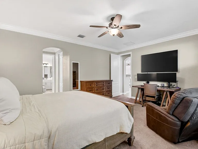 9062 Gulf Cove Dr — Photo 30