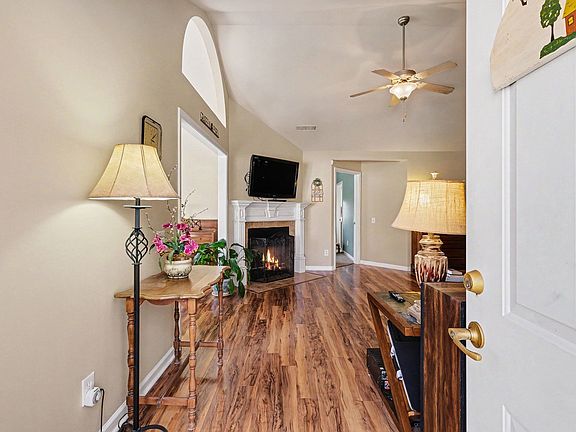4th image of 2231 Bridgeway St