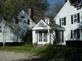 215 Main St, East Hampton, NY 11937