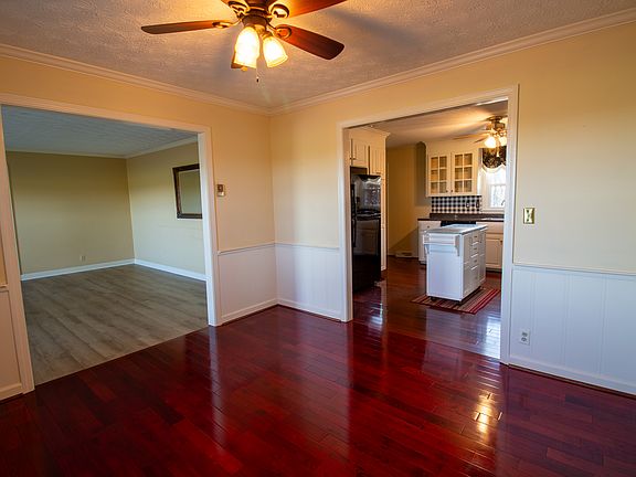 4th image of 112 Pasture Dr