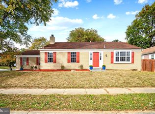 2420 Hyannis Ln, Crofton, MD 21114