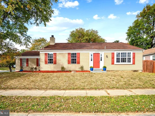 2420 Hyannis Ln, Crofton, MD 21114