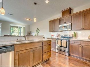 3302 N 3rd St, Ridgefield, WA 98642