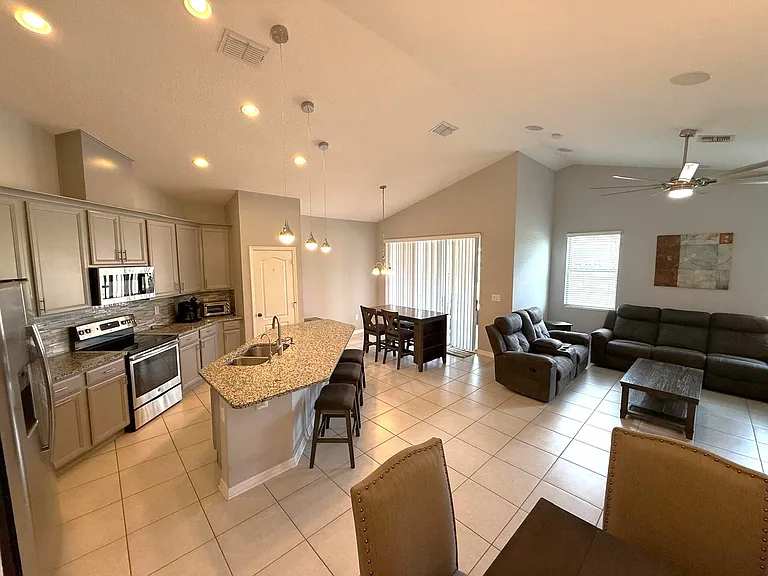 1165 Hilltop Pl — Photo 13