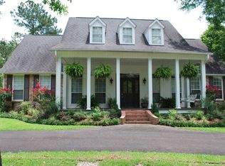 9024 Ferry Point Rd, Gautier, MS 39553