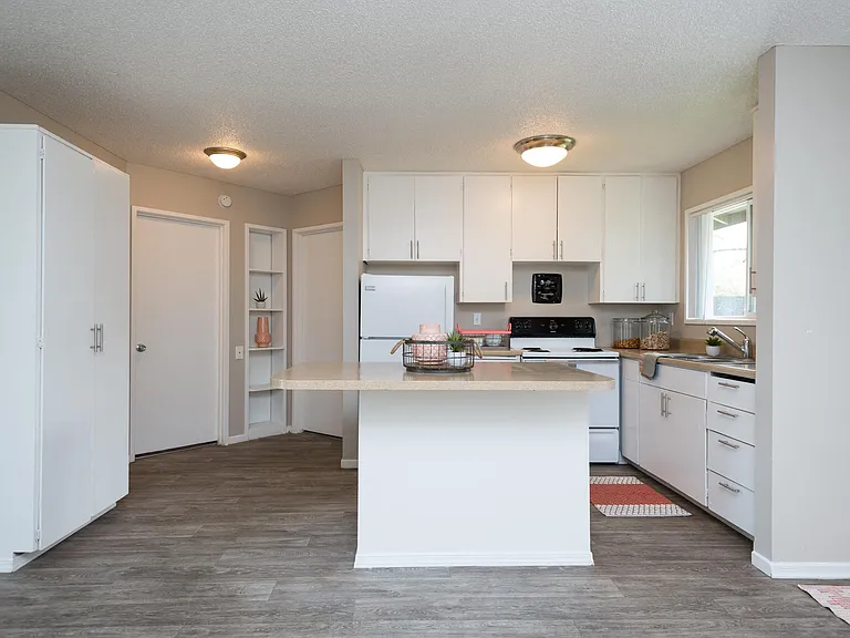 The Jax Apartments | Kitchen
