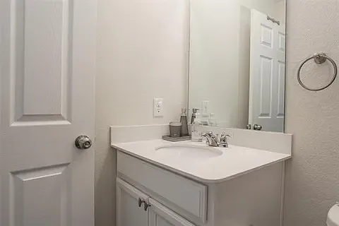 9121 Lookout Point — Photo 12