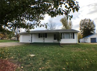 410 W Bell St, Montgomery City, MO 63361