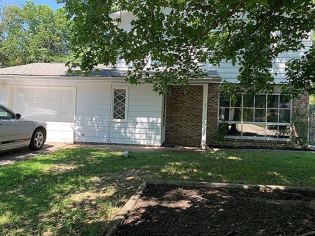 1st image of 307 S Plover Dr