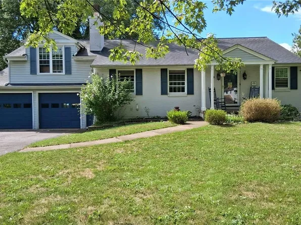 140 Parkledge Dr, Buffalo, NY 14226