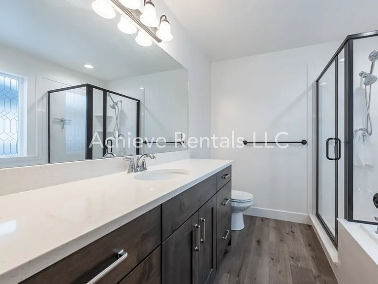 2366 N 150 E — Photo 8