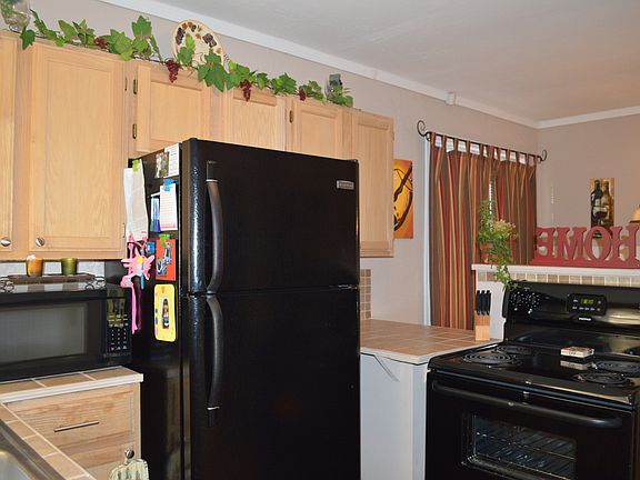 3rd image of 1204 Avenue K