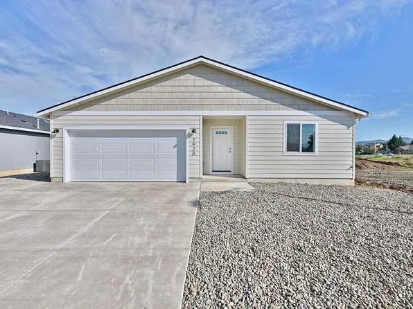 7917 27th St, White City, OR 97503