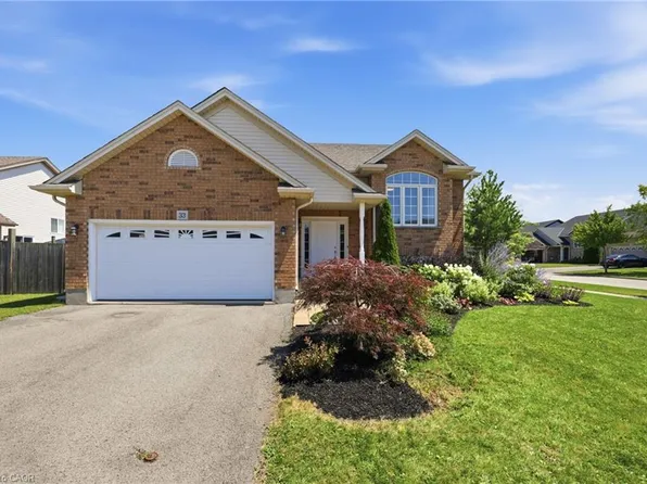 33 Jane St, West Lincoln, ON L0R 2A0
