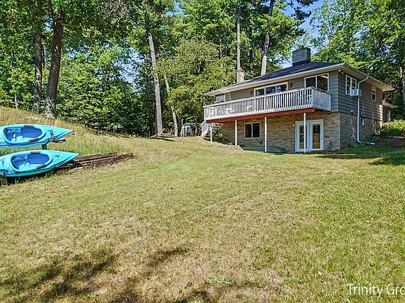 3rd image of 6712 E Carrigan Dr