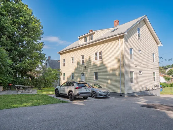 93 1st St #1, East Providence, RI 02914