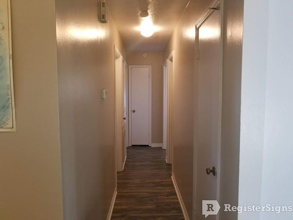 2nd image of 113 Monteigo Ct