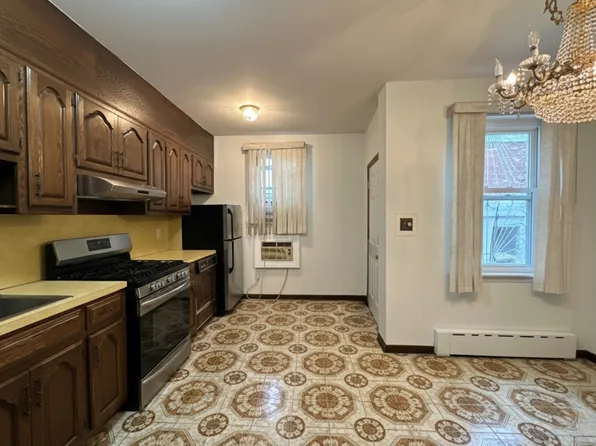 42-15 21st Avenue image 1 of 5