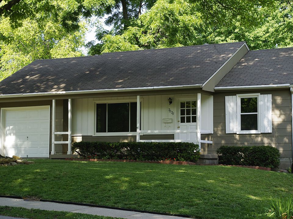 Clean & Move-in Ready!