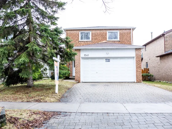 1540 Marshcourt Dr #Basement, Pickering, ON L1V 6C6