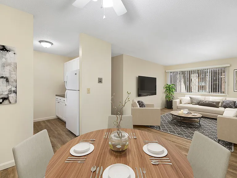 East Bay Apartments — Photo 26