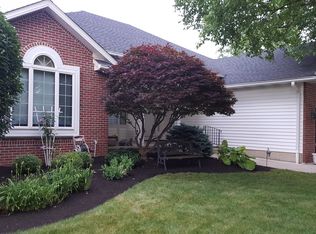 457 Golden Russett Blvd, Amherst, OH 44001