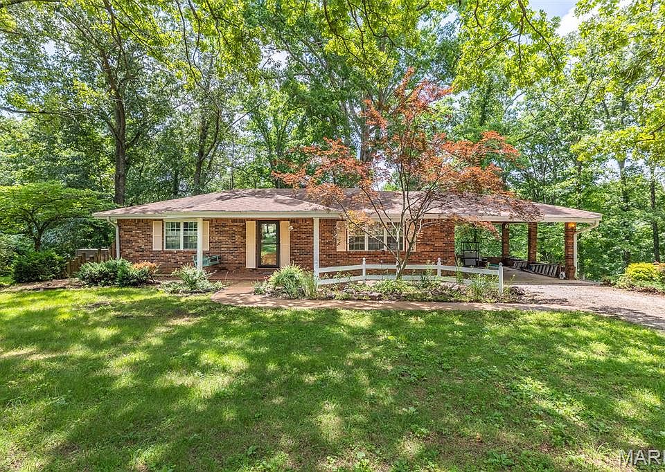 1st image of 1106 White Oak Dr