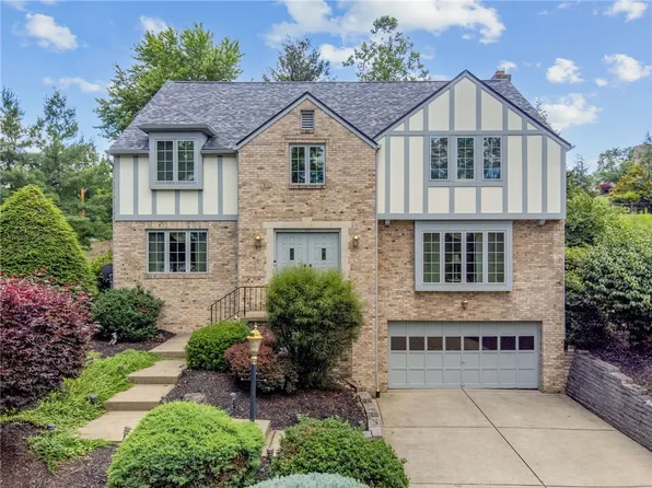 95 William Dr, Canonsburg, PA 15317