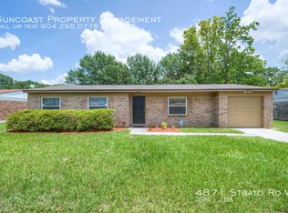 4871 Strato Rd W, Jacksonville, FL 32210