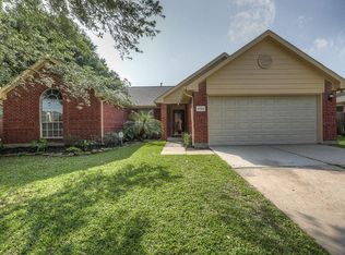 17314 Grey Mist Dr, Friendswood, TX 77546