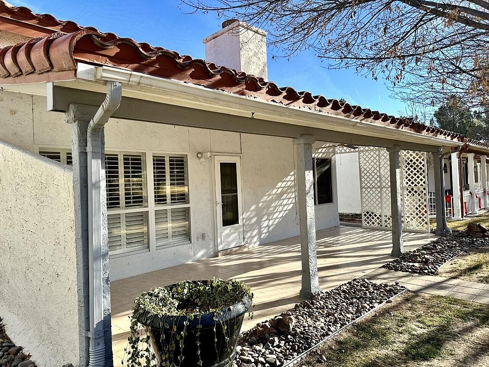 1st image of 109 Casas Bella Ln