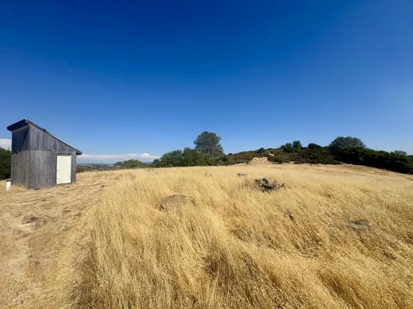 7505 Lawson Rd, Valley Springs, CA 95252