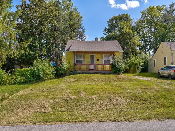908 W Della Street, Springfield, MO 65803