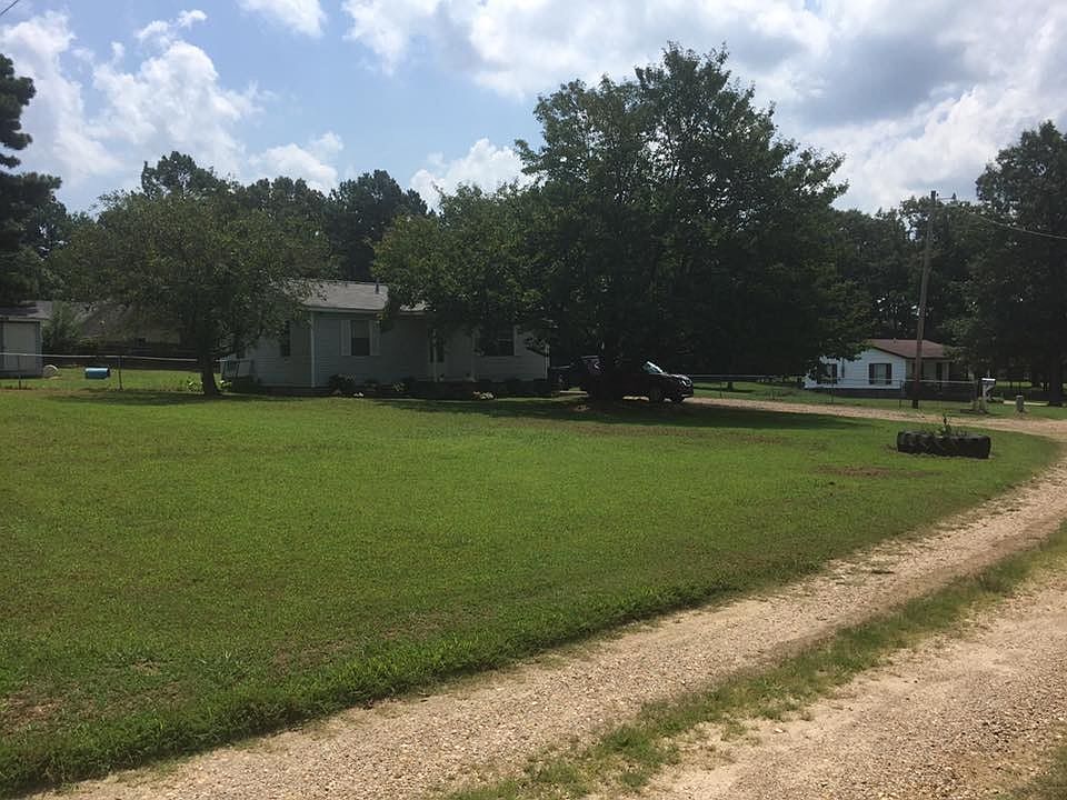 2nd image of 2506 Pebblewood Dr