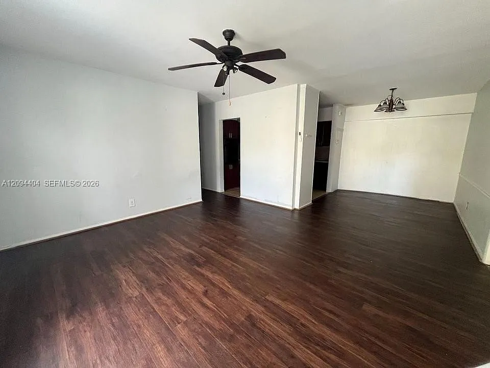 3 Jackson Blvd